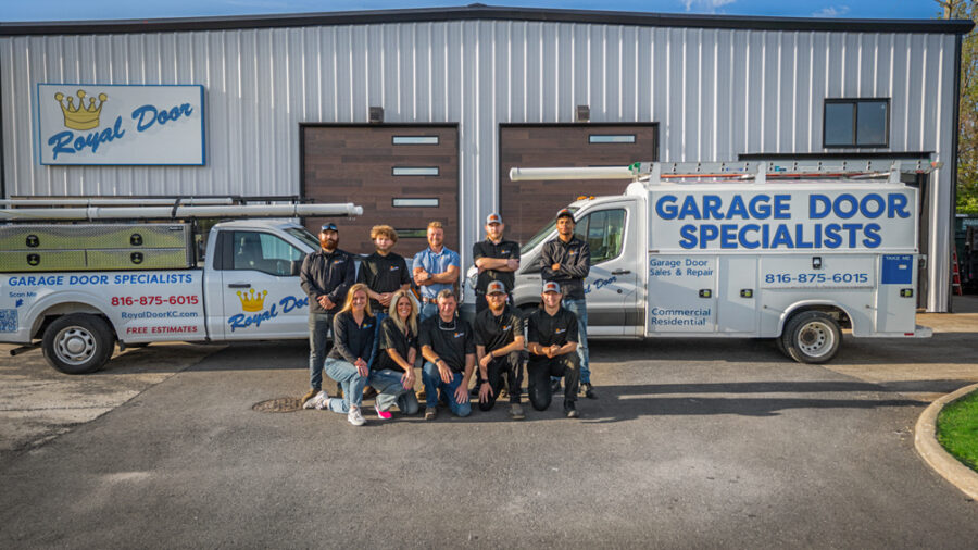 royal garage door team